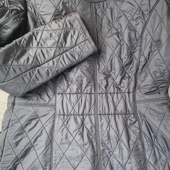 Barbour Calvary Polarquilt Jacket - Picture 9 of 15